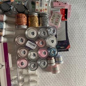 Dip powder nail bundle